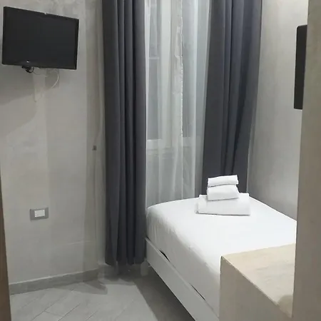 Frattina Grand Suite Guesthouse 3* Rome