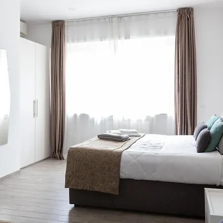 247 Luxury Trastevere Penzion 2*