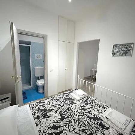 Urbe - Delizioso Quartiere Coppede * Roma