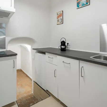 Flat - Lungara 44a Roma