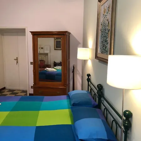 Apartment Tourist Flat - A Due Passi