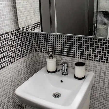 Apartamento Vatican Canal 9-11 *