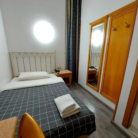 Hotel Positano 2 2*