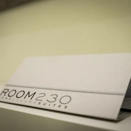 230 Luxury * Roma