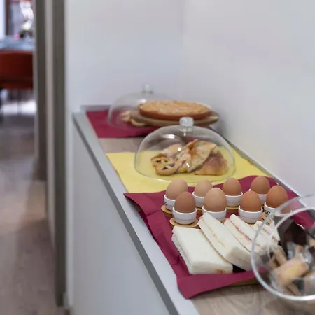 Cola Bed & Breakfast Roma