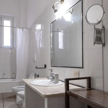 Vatican Gianicolo Apartment