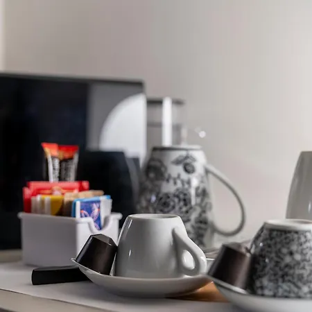 Condotti 2* روما