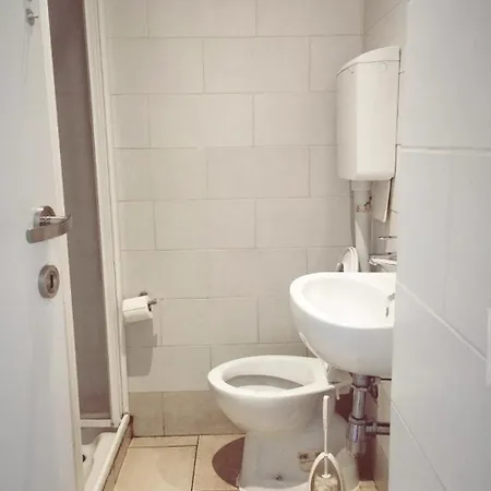Castello Maggiore Guest house Rome