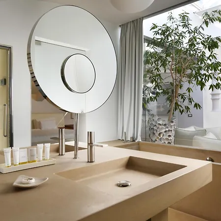 Palazzo Montemartini Rome, A Radisson Collection Hotel 5*