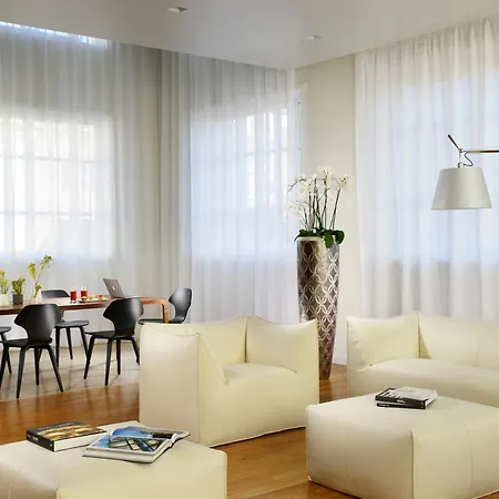 Hotel Palazzo Montemartini Rome, A Radisson Collection