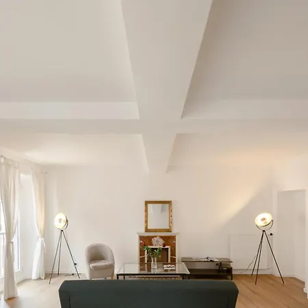Via Francesco Crispi Private Appartement