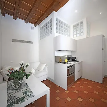 Apartment Valeria *
