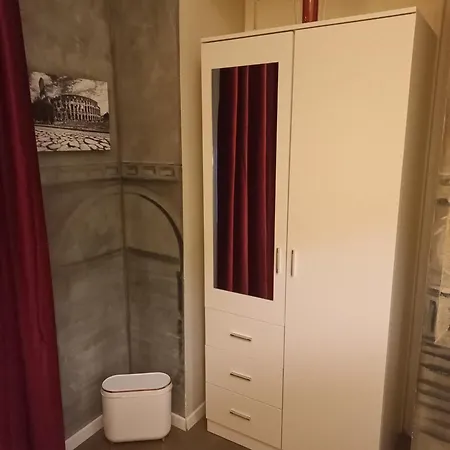 Stefano House