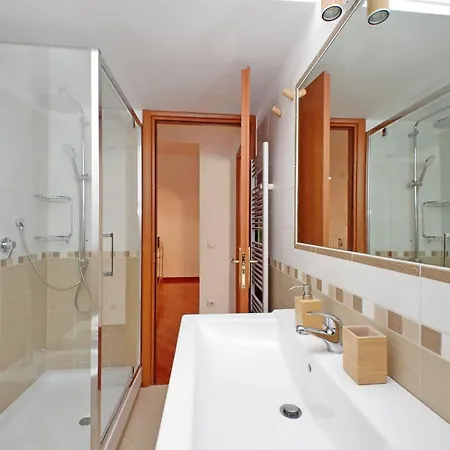 Ruggero's Appartement *