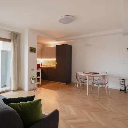 Trastevere Corte Rooftop & Gym Daire *