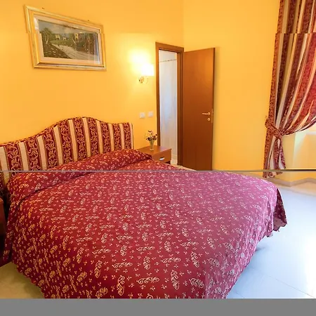 Bed In Rome
