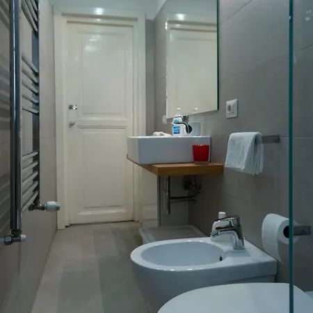 Gallery Apartment, Near The Vatican * Rome