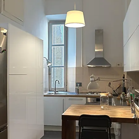 Gallery Apartment, Near The Vatican * Rome