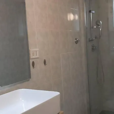 Caterina San Lorenzo 2camere Apartment *