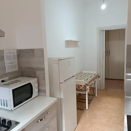 Appartement Per 4 In Via Tiburtina, Wi-fi, Metro B E Bus Per Il Centro E La Sapienza *