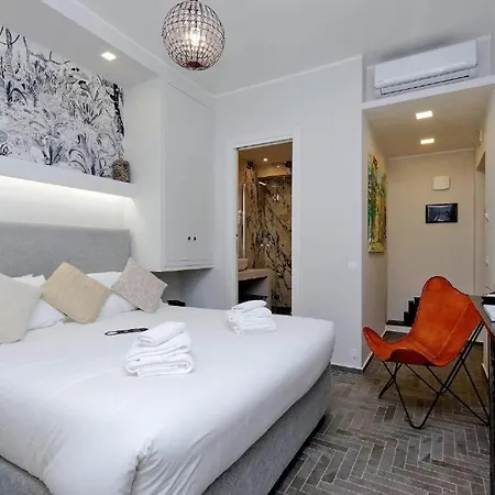 Guest house Boutique Della Croce Rome