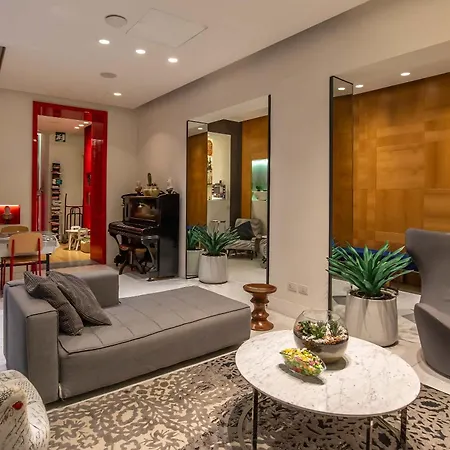 Hotel White Rom