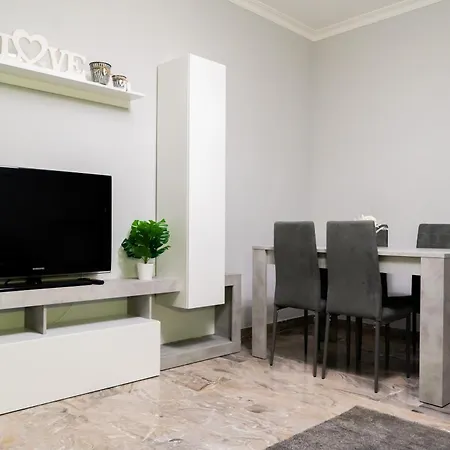 Apartment Maison Fermi