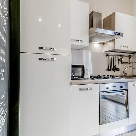 Apartment Metro Battistini Elegante Rome