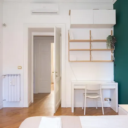 Apartment Destination San Giovanni Homey Flat - 3 Bdrs - Metro A *
