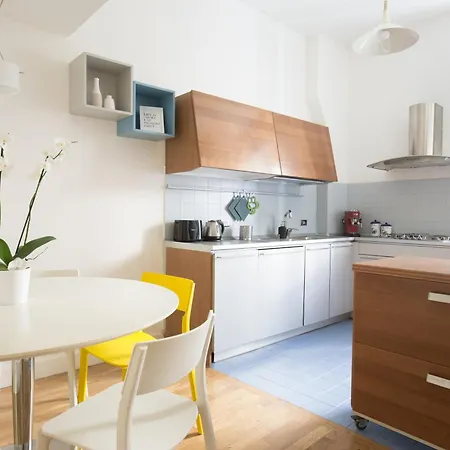 Apartment Destination San Giovanni Homey Flat - 3 Bdrs - Metro A *