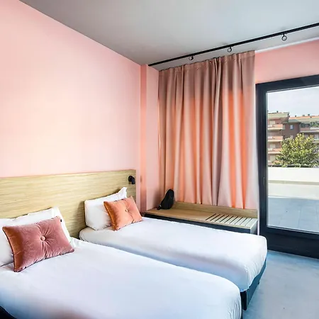 Ibis Styles Aurelia Отель