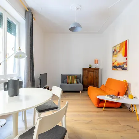 Urban Chic 2 Bedroom Vatican Escape