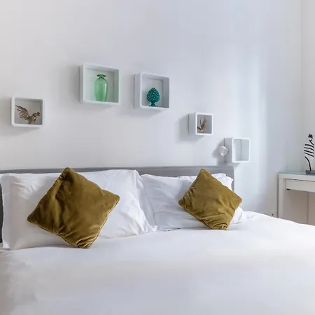 Apartment Urban Chic 2 Bedroom Vatican Escape Rome