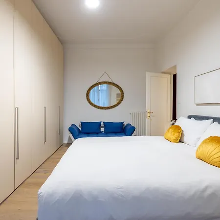 Urban Chic 2 Bedroom Vatican Escape Apartment *