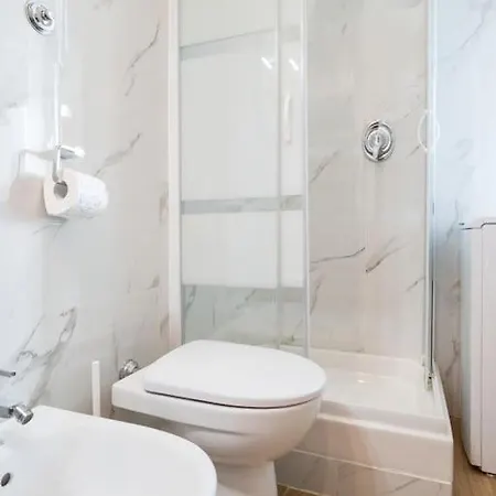 - Basilica San Pietro Apartment