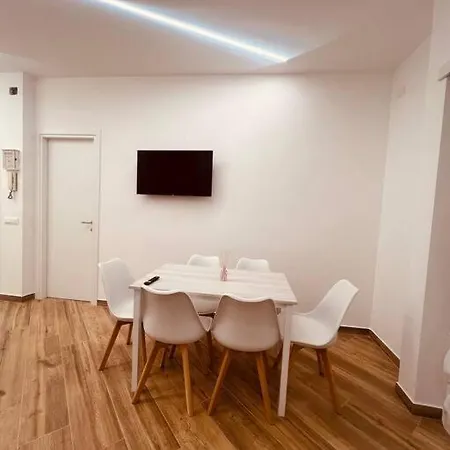 Apartment 15 Min. Colosseo 1 - Casa Di Gio Rome