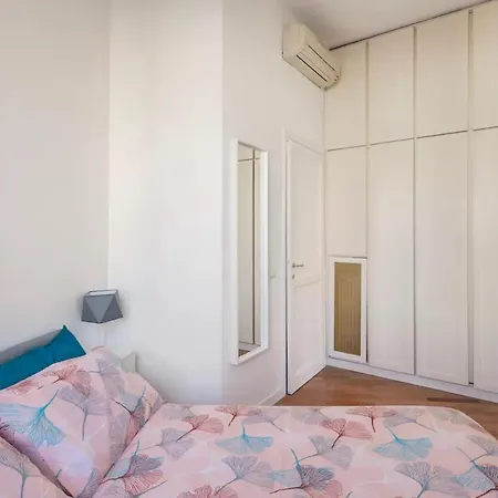Apartment “la Palma Nel Cortile” *