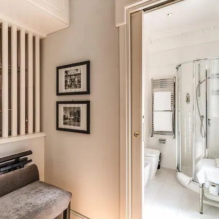 Via Napoli Appartement Rome