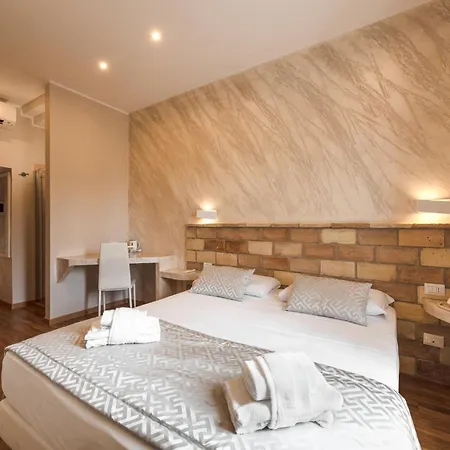 Гостевой дом Floor Colosseo 3*