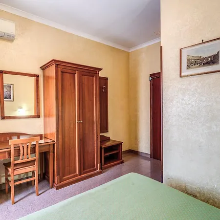 Milo Hotel