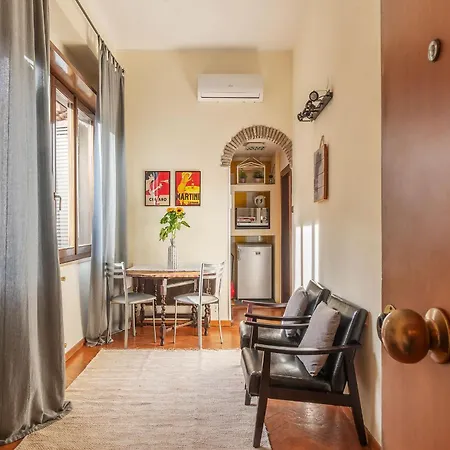 Piazza Navona Penthouse شقة *