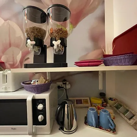 Rhome86 Bed & Breakfast 3*