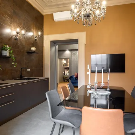 Apartment Heritage Miracle