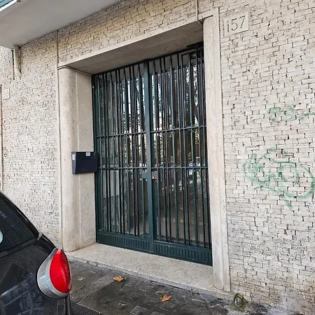 Apartamento Attico Per Quattro Persone Sulla Nomentana, Wi-fi, Aria Condizionata Roma