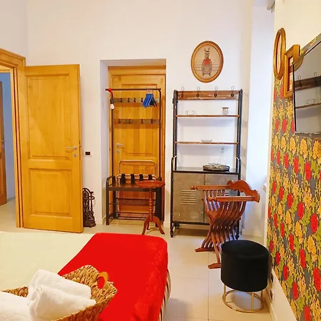 Festina Lente Apartment *