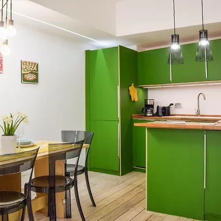 Tiburtina Terrace Apartment