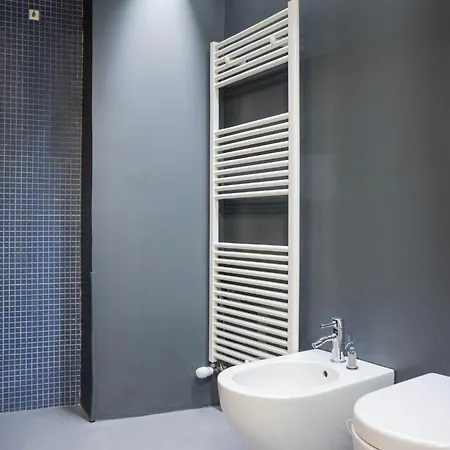 Tiburtina Terrace Apartment *