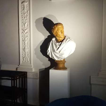 L'obelisque Maison De Luxe Guest house