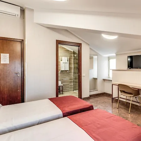 Milo 3* Roma