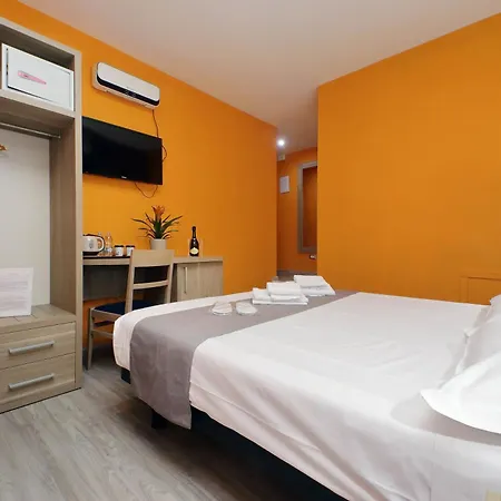 Pensionat Lhg Comfy 2*